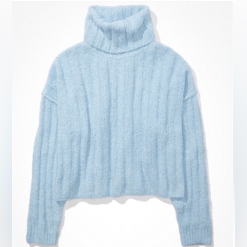 Light blue American Eagle sweater. Size M.